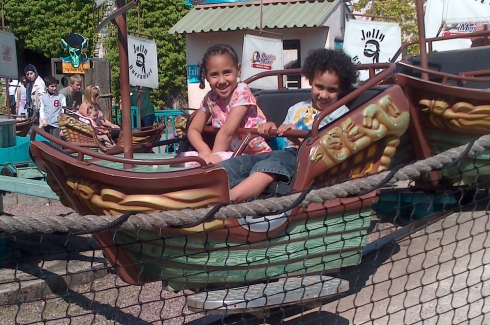 Cana and Jude in the pirate ships